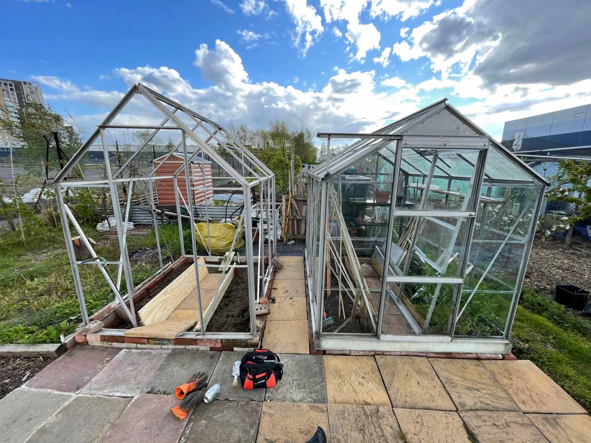 Greenhouse on Paving Slab Base